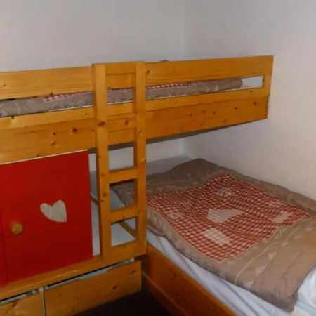 Aiguille Grive Bat Ii - 2 Pieces En Duplex Pour 5 Personnes Proche Des Pistes Dans Le Village De Charmettoger A Arc 1800 Mae-2075 *
